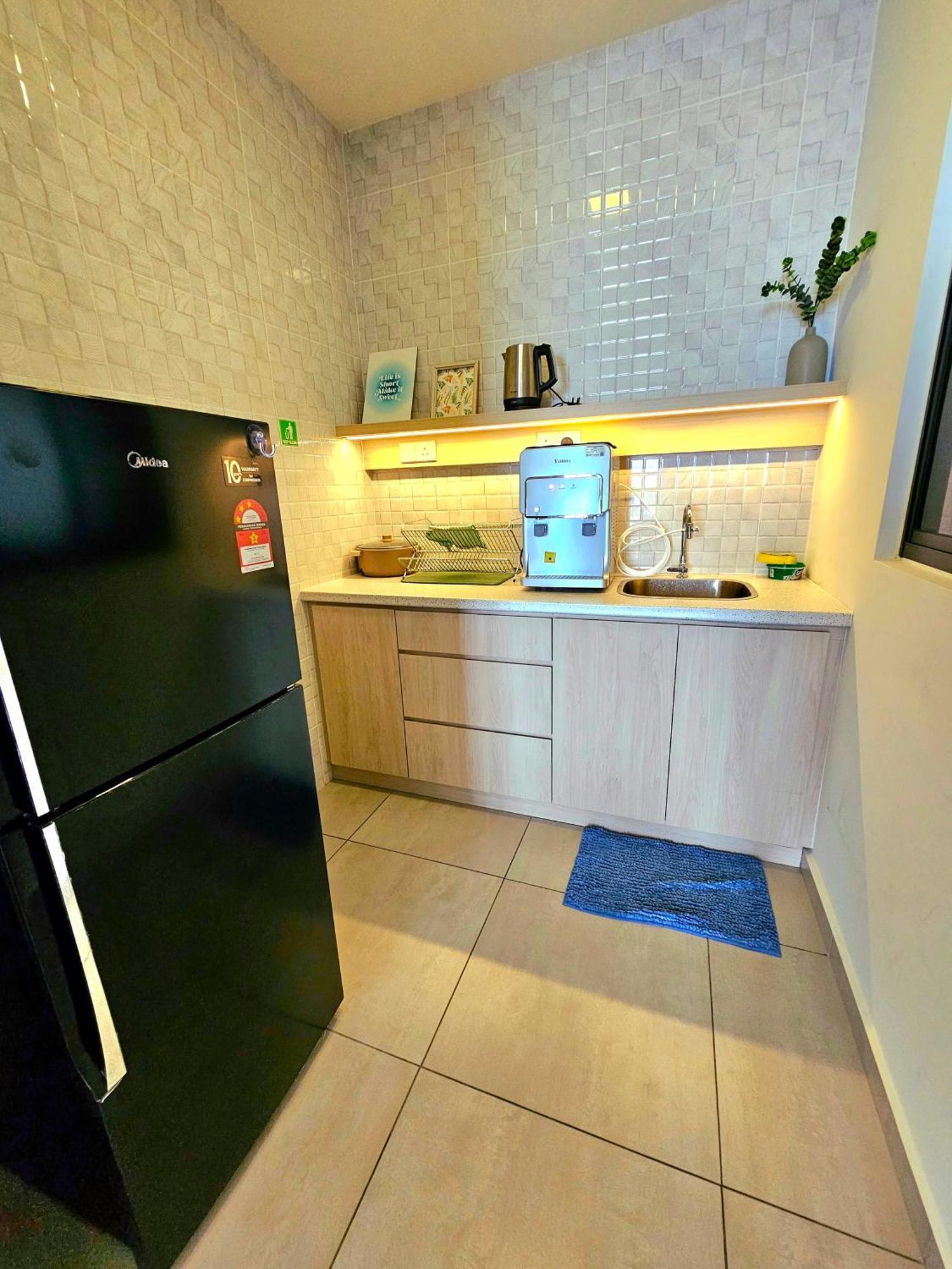 Quartz Paragon Suites Melaka By Ggm Room photo